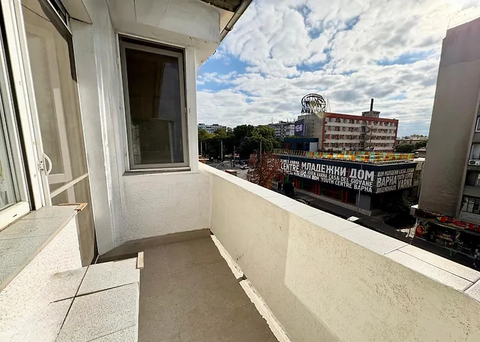 Daire 2br In Centre *