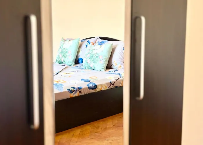 2br In Centre Apartment Varna